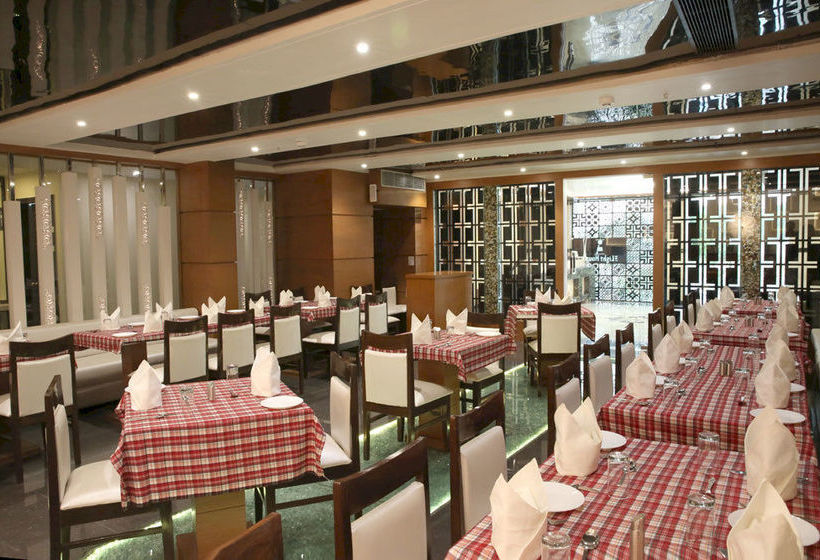 Отель Light House Agra By Park Tree