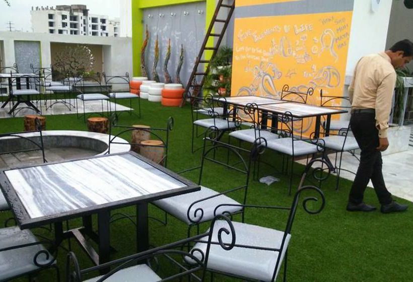 Отель Light House Agra By Park Tree