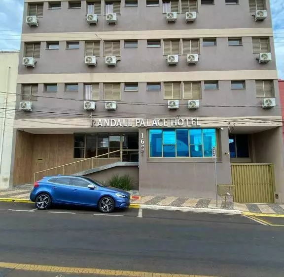 호텔 Randall Palace