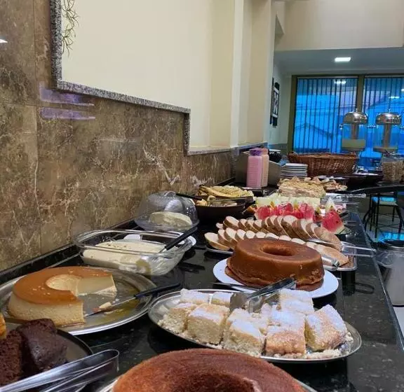 호텔 Randall Palace