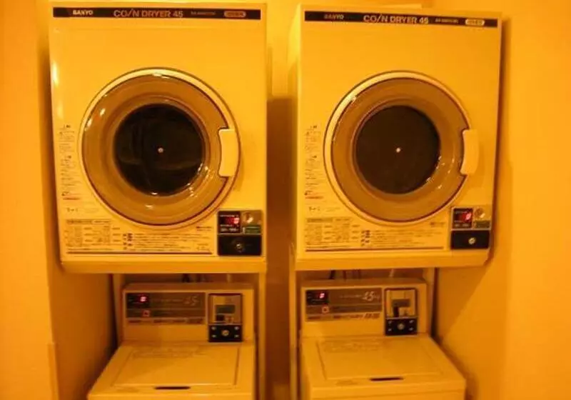 فندق Route Inn Chiryu Kokudou 1 Gou