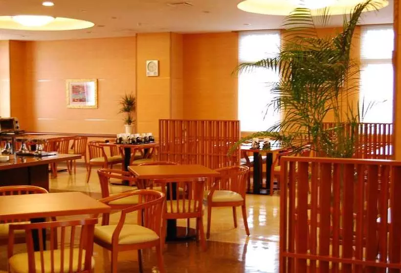 فندق Route Inn Chiryu Kokudou 1 Gou