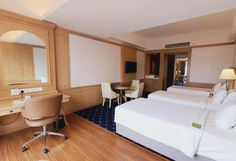 호텔 Royale Chulan Penang