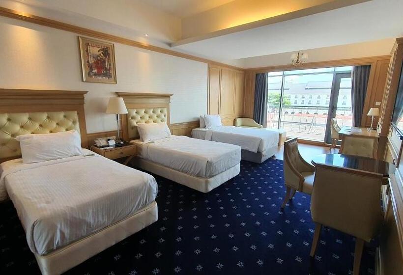 호텔 Royale Chulan Penang