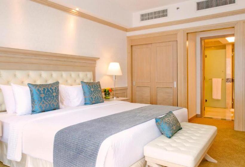 فندق Royale Chulan Penang