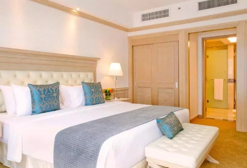 호텔 Royale Chulan Penang