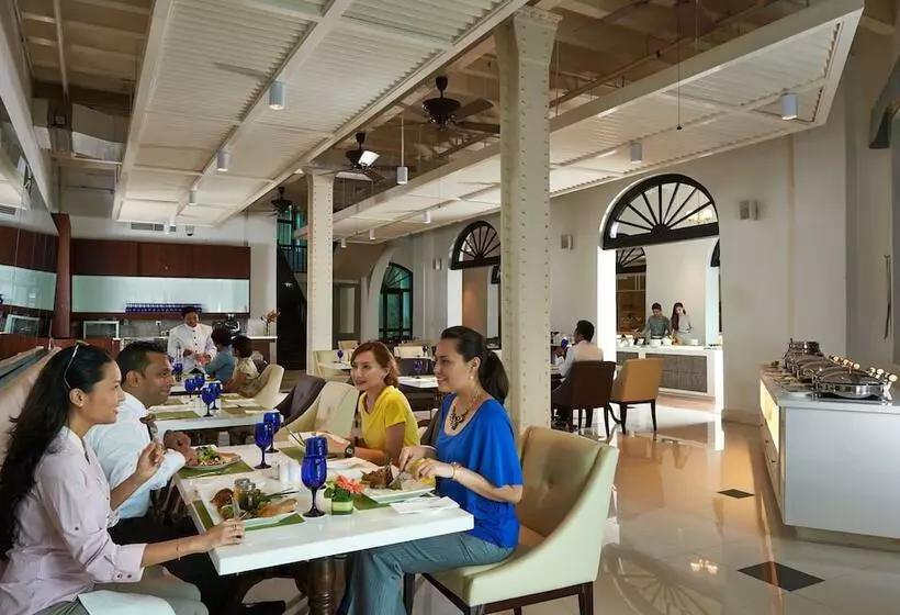 호텔 Royale Chulan Penang