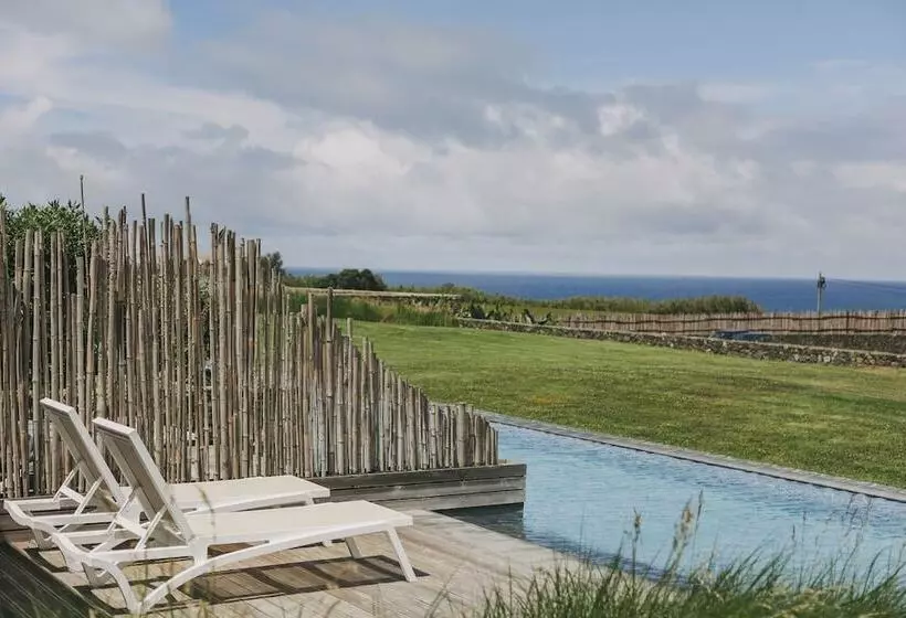 Hotel Santa Bárbara Ecobeach Resort