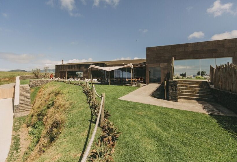 هتل Santa Bárbara Ecobeach Resort