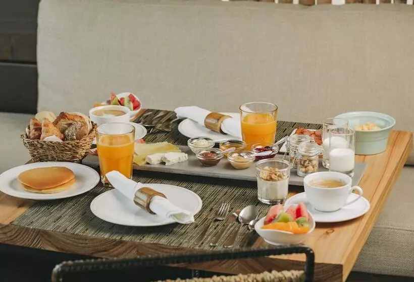 Hotel Santa Bárbara Ecobeach Resort