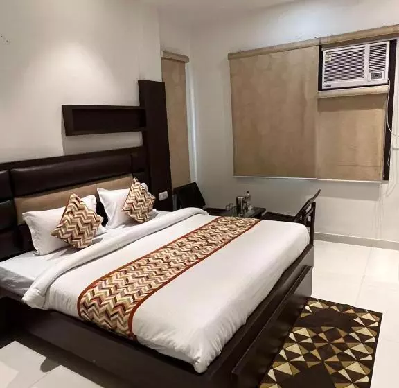 Отель Sb Residency