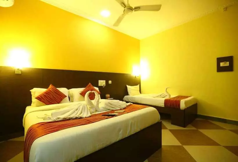 هتل Season 4 Residences Teynampet Near Apollo Hospital ,balaji Dental, Us Consulate