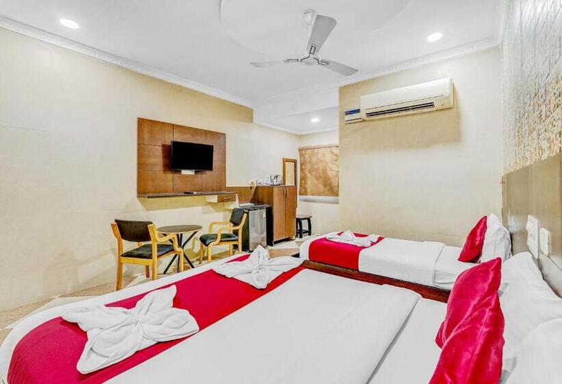 ホテル Season 4 Residences   Teynampet Near Apollo Hospital ,balaji Dental, Us Consulate