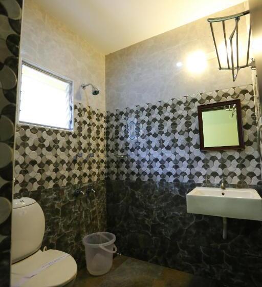 ホテル Season 4 Residences   Teynampet Near Apollo Hospital ,balaji Dental, Us Consulate