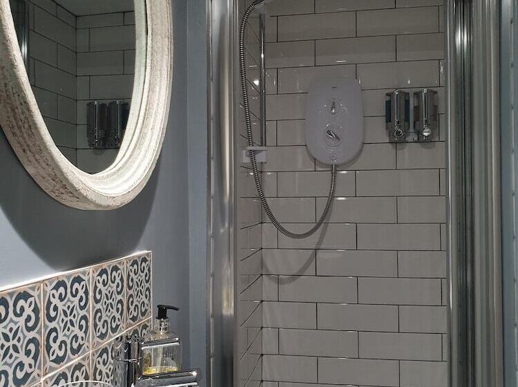 호텔 Starlings Guest House