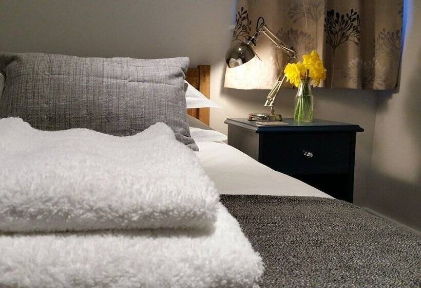 호텔 Starlings Guest House