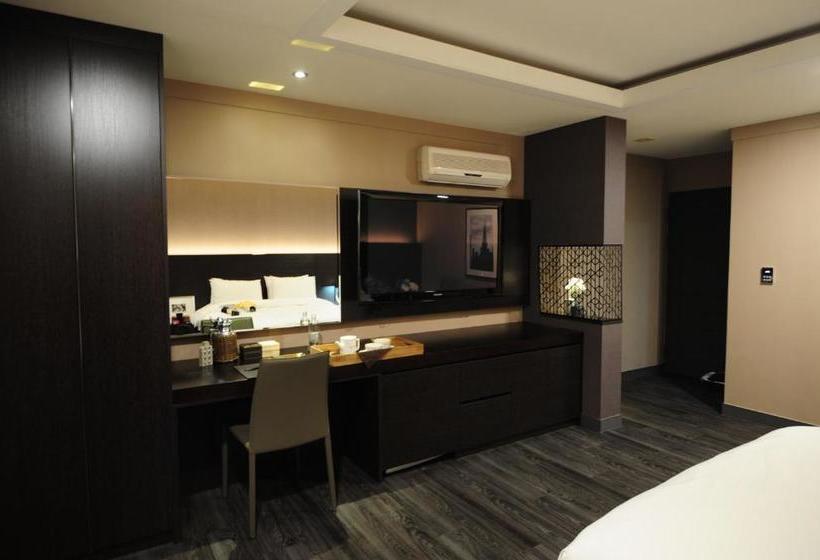 בית מלון כפרי Tatev