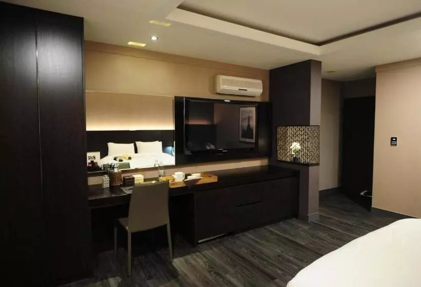 בית מלון כפרי Tatev