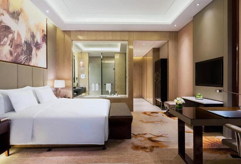 Отель Wanda Realm Nanchang