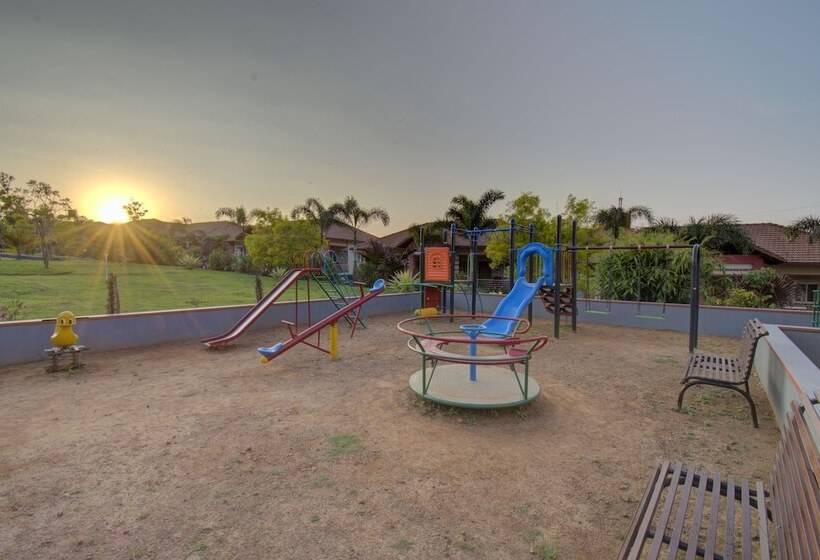 בית מלון כפרי Woodstock Resorts