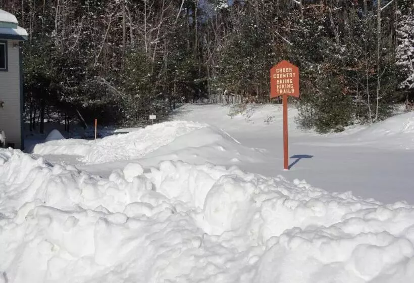 Motel Eastern Inn & Suites