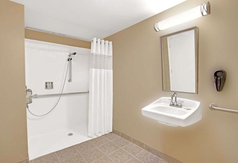 汽车旅馆  Super 8 By Wyndham Asbury Park