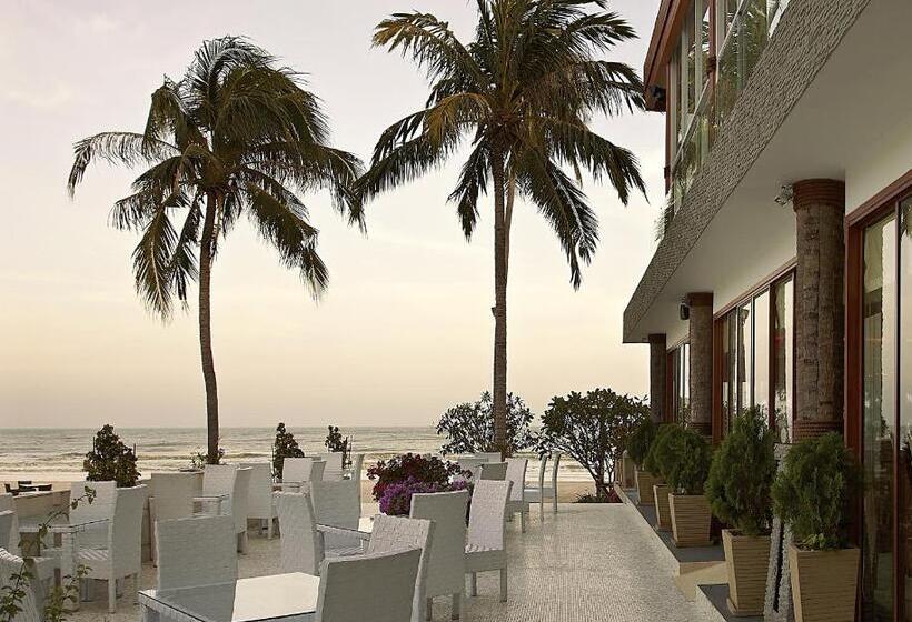 استراحتگاه Dhevan Dara Beach Villa Kuiburi