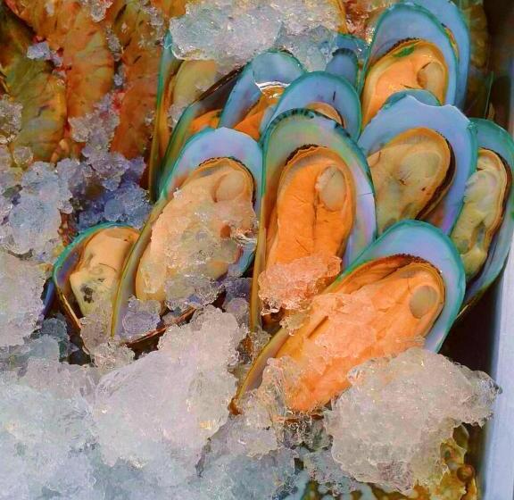 استراحتگاه Dhevan Dara Beach Villa Kuiburi