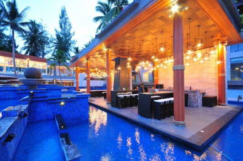 استراحتگاه Dhevan Dara Beach Villa Kuiburi