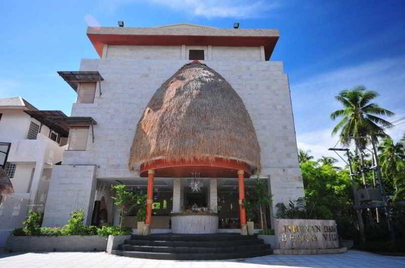 استراحتگاه Dhevan Dara Beach Villa Kuiburi