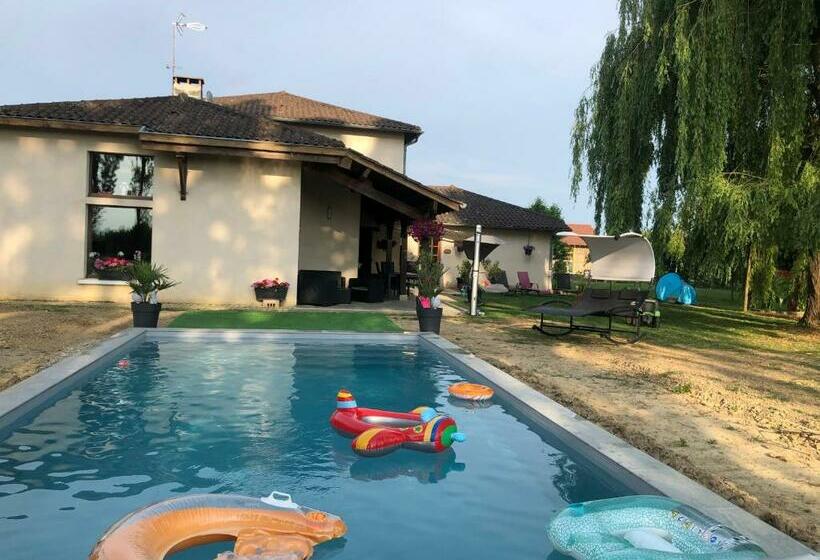 住宿加早餐  Parc De La Charmille