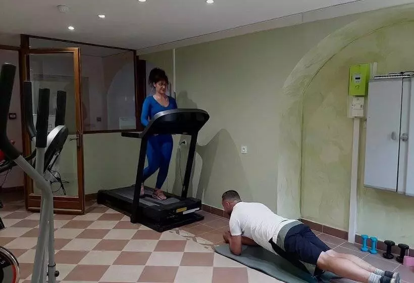 Hotelli Hôtel Du Cerf