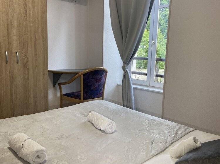 酒店 Hôtel Du Cerf