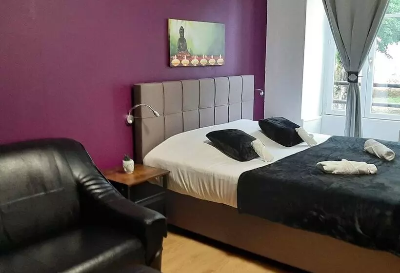 Hotelli Hôtel Du Cerf