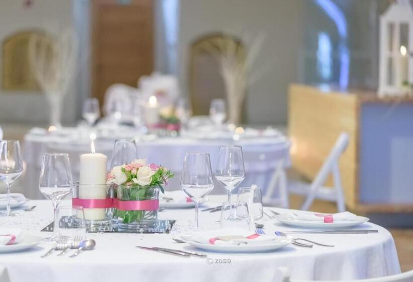 هتل Vila Vipolže   Rooms & J. Suites