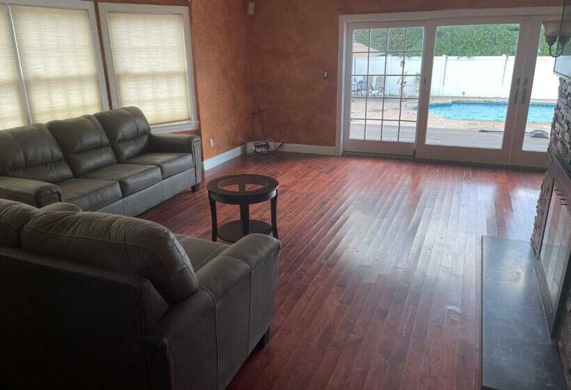 פנסיון 5town Guest House