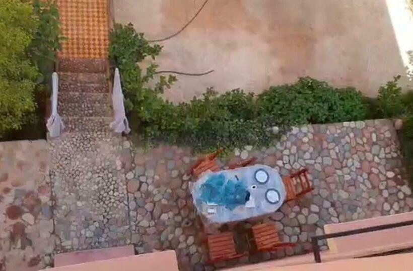 بنسيون Bathoum El Houcein