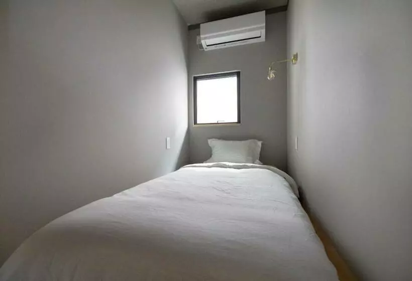 ペンション Coliving And Cafe Sando