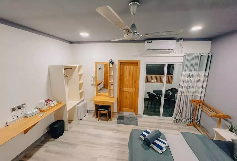 پانسیون Mahchavaru Maldives