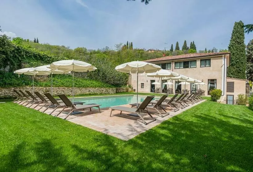 Majatalo Relais Le Coste