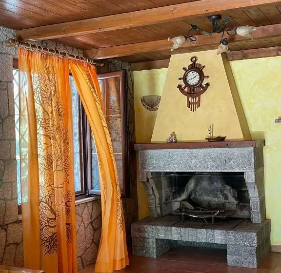 Majatalo Stone Villa Shengjin