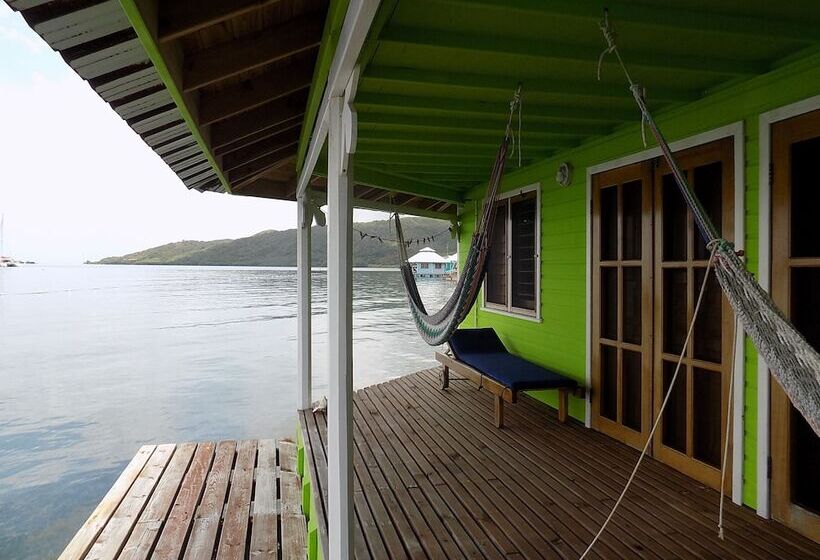 استراحتگاه Mango Creek Lodge