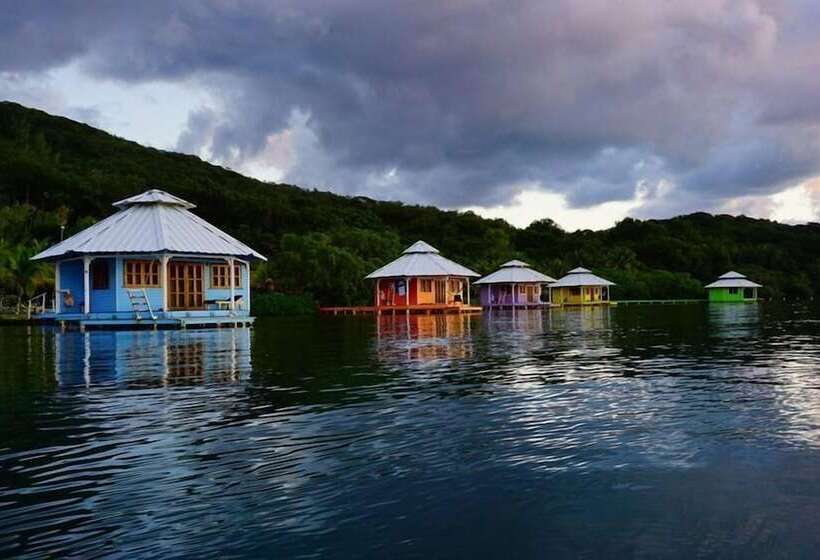 استراحتگاه Mango Creek Lodge