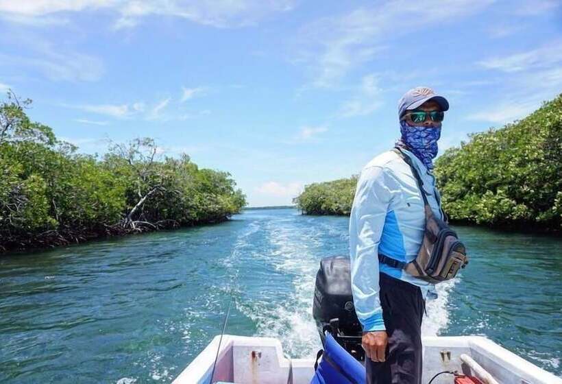 استراحتگاه Mango Creek Lodge