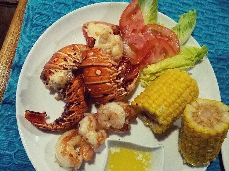 استراحتگاه Mango Creek Lodge