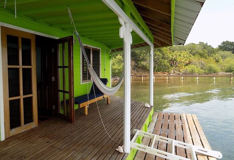 استراحتگاه Mango Creek Lodge