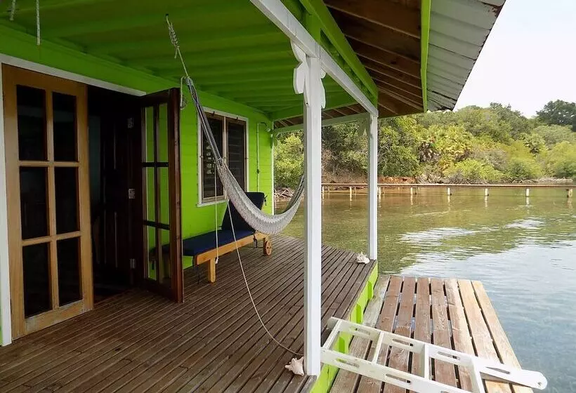 استراحتگاه Mango Creek Lodge