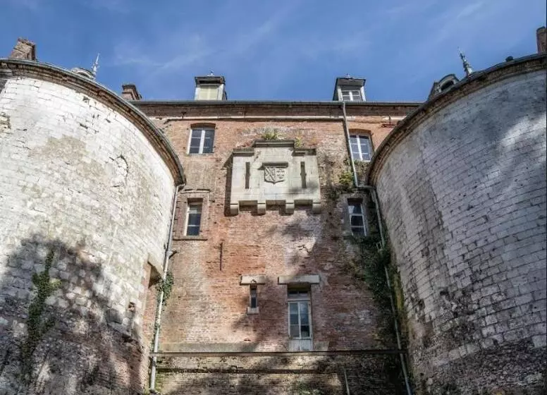 ベッドアンドブレックファースト Chateau De Bouillancourt En Sery