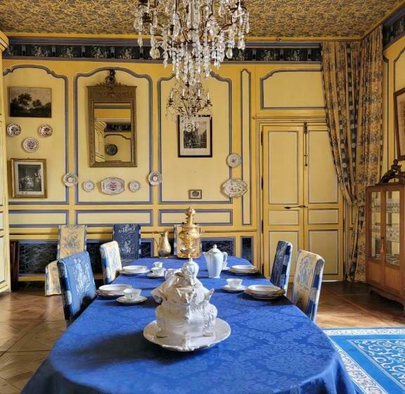 צימר Château Du Boschet Chambre Pierre De Lescouet