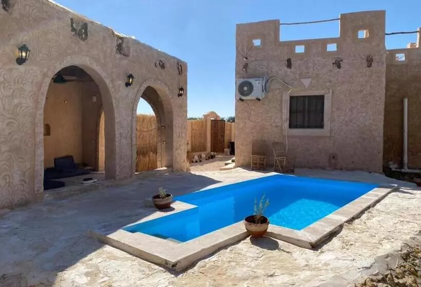 تختخواب و صبحانه Cozy And Private Azozer Eco Lodge